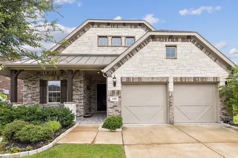1561 Cedar Crest Dr, Forney, TX 75126