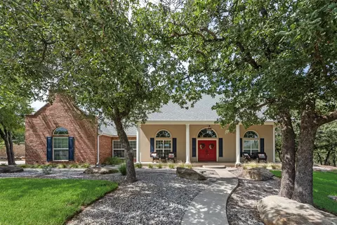 120 Cote D Azur, Chico, TX 76431