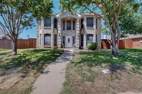 1417 Bobing Dr, Lewisville, TX 75067