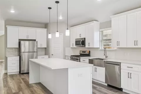 1067 Lake Trl, Little Elm, TX 75068