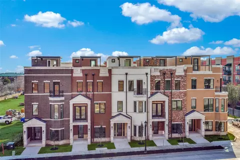 250 E Dallas St #124, Grapevine, TX 76051