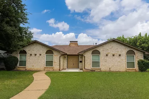 3155 Darvany Dr, Dallas, TX 75220