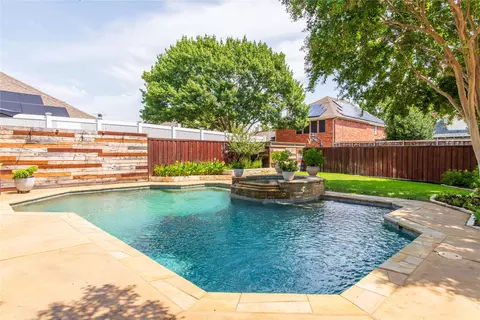 7320 Vineyard Dr, Plano, TX 75025