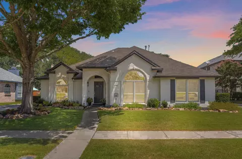 2710 Rochelle Dr, Mckinney, TX 75070