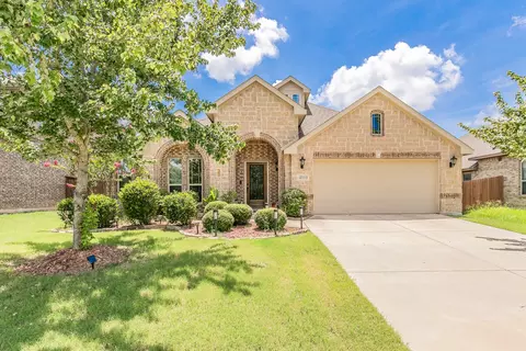 4010 Knightsbridge Ln, Midlothian, TX 76065