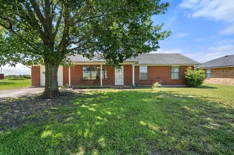 2038 Forreston Rd, Waxahachie, TX 75165