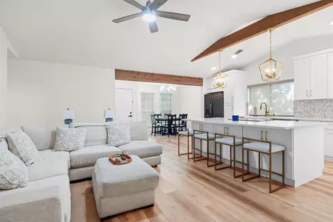 8441 Willow Creek Dr, Frisco, TX 75034