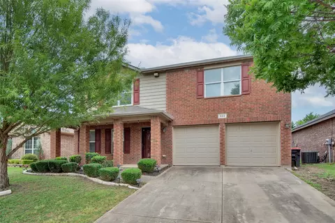 922 Bens Dr, Anna, TX 75409