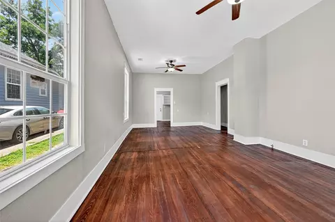 Living - 110 E Munson St, Denison, TX 75021 photo 1 of 7