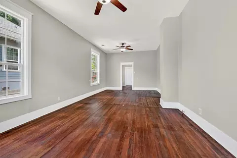 Living - 110 E Munson St, Denison, TX 75021 photo 2 of 7