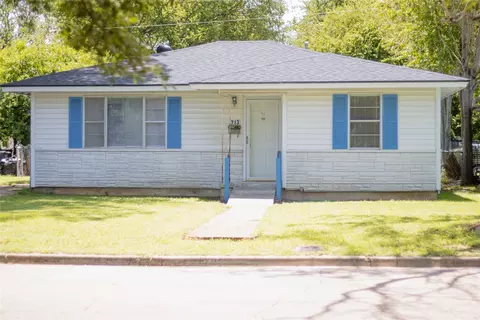 713 Dunbar Ave, Waco, TX 76704