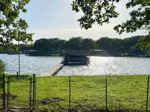 View/Area - 105 Carson Rd, Mabank, TX 75156 photo 3 of 6