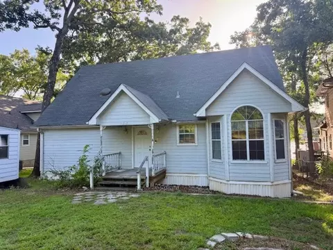 Exterior - 105 Carson Rd, Mabank, TX 75156 photo 2 of 5