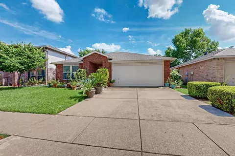 2124 Shawnee Trl, Justin, TX 76247