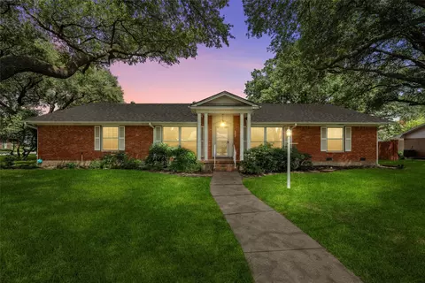 5100 Lake Arrowhead Dr, Waco, TX 76710