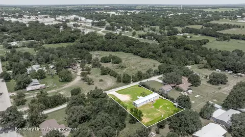 133 N Comanche Dr, De Leon, TX 76444 photo 14