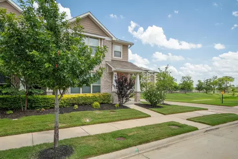 Exterior - 3300 Becker Dr, Denton, TX 76207 photo 3 of 5