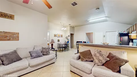 628 Bent Oak Dr, Fort Worth, TX 76131