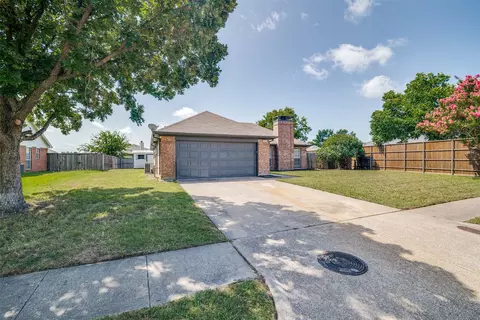 102 Marquette St, Forney, TX 75126