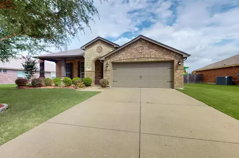 241 Wolf Dr, Forney, TX 75126