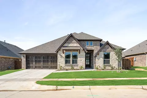 305 Aurora Hills Trl, Burleson, TX 76028