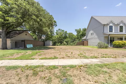 7835 Blackbird Ln, Dallas, TX 75238