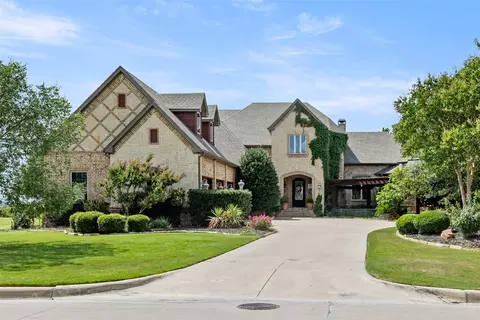 7617 Eagle Ridge Cir, Fort Worth, TX 76179