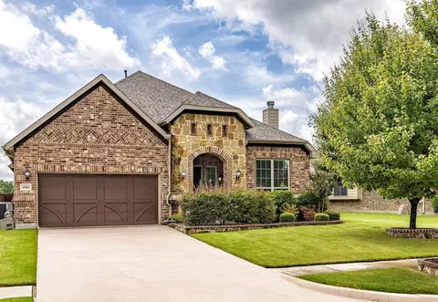 4504 Sunflower Dr, Mansfield, TX 76063