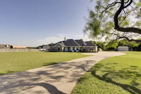 1530 Rutherford Rd, Waxahachie, TX 75165
