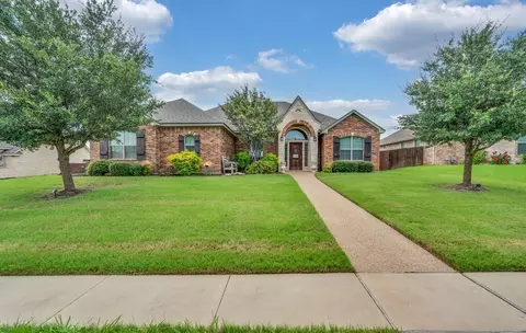 550 Hunton Ln, Robinson, TX 76706