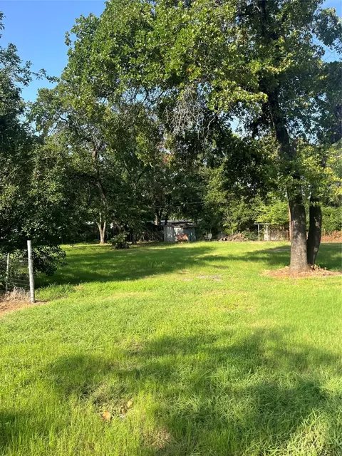 181 Maid Marian Dr, Gordonville, TX 76245