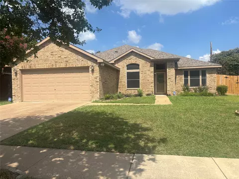 6805 Towerwood Dr, Arlington, TX 76001