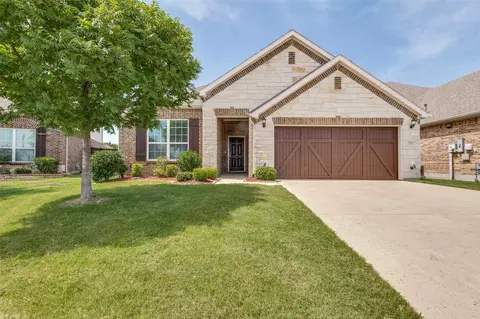 196 Mission Hills Rd, Lewisville, TX 75067