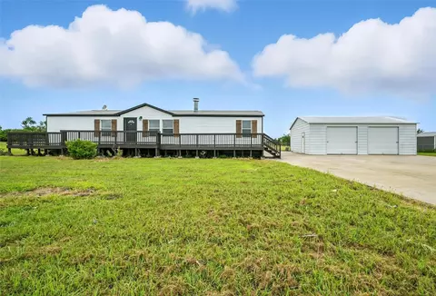 272 Oak Hollow Ln, Sherman, TX 75092