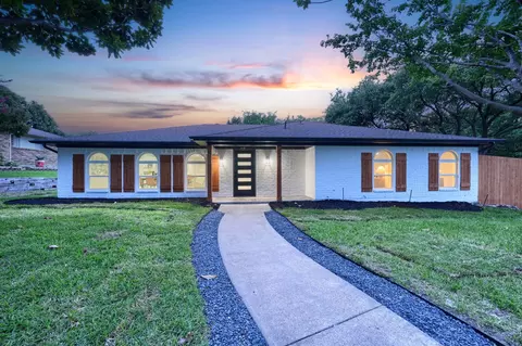 219 Lakeview Dr, Rockwall, TX 75087