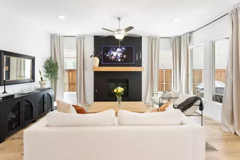 Living - 3545 W Cheney Ave, Celina, TX 75009 photo 1 of 2