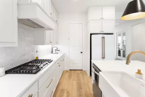 Kitchen - 3545 W Cheney Ave, Celina, TX 75009 photo 4 of 6