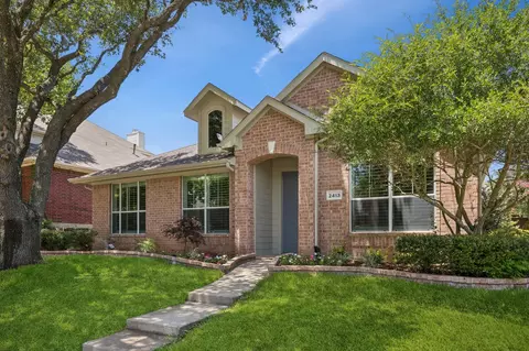 2413 Greenfield Cir, Garland, TX 75040