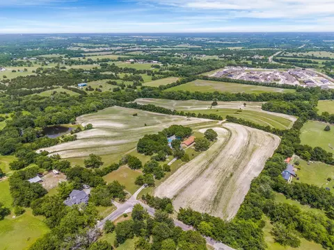 992 Tolson Ave, Van Alstyne, TX 75495