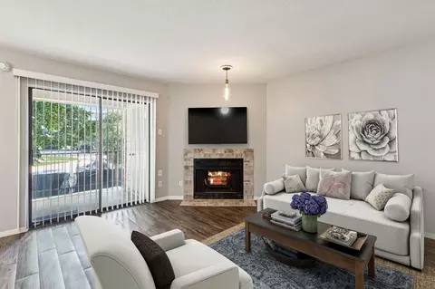 2505 Wedglea Dr #209, Dallas, TX 75211