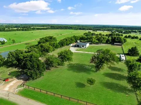 5679 County Road 1137, Leonard, TX 75452 photo 3