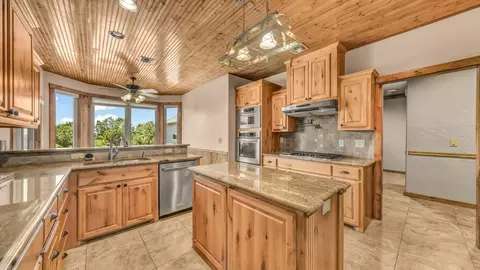 3066 Canyon Wren Loop, Graford, TX 76449