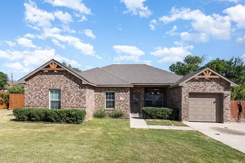 1746 Fordham Rd, Dallas, TX 75216