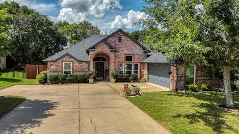 2033 Country Brook Dr, Weatherford, TX 76087