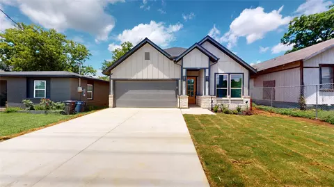 4755 Ramey Ave, Fort Worth, TX 76105