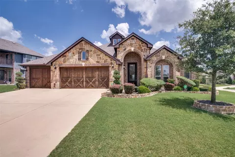 1813 Chadwick Ln, Forney, TX 75126