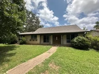 800 Glen Key St, Denison, TX 75020