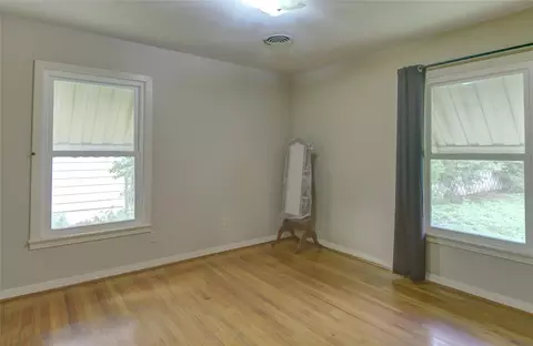 Bedroom - 3908 N 21 A St, Waco, TX 76708 photo 2 of 2
