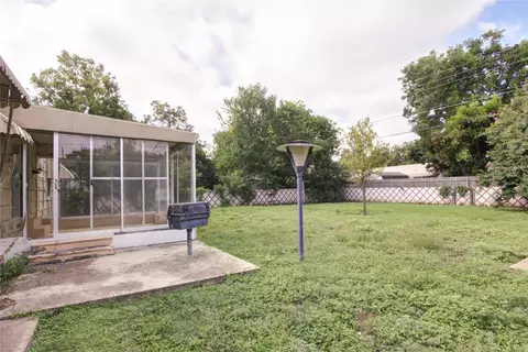 Exterior - 3908 N 21 A St, Waco, TX 76708 photo 3 of 5