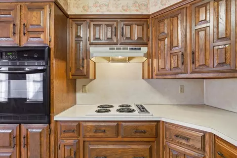 Kitchen - 100 Thompson Cir, Lorena, TX 76655 photo 2 of 3